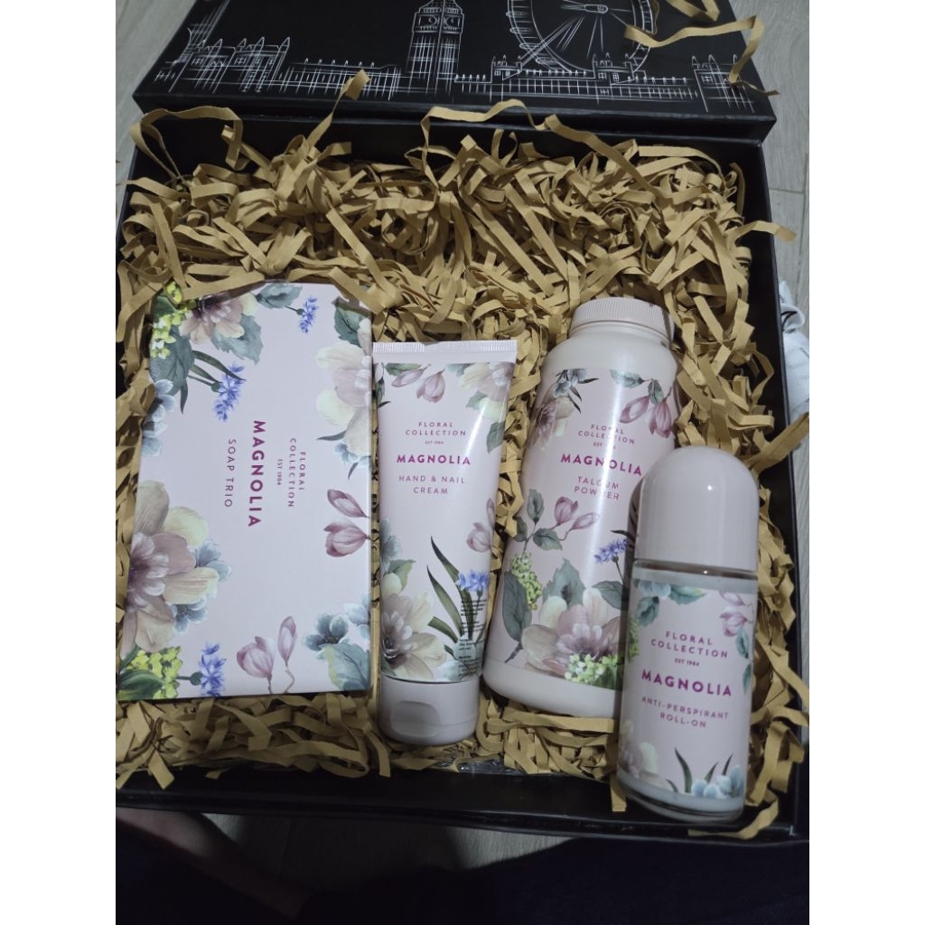 mark & spencer PR package magnolia