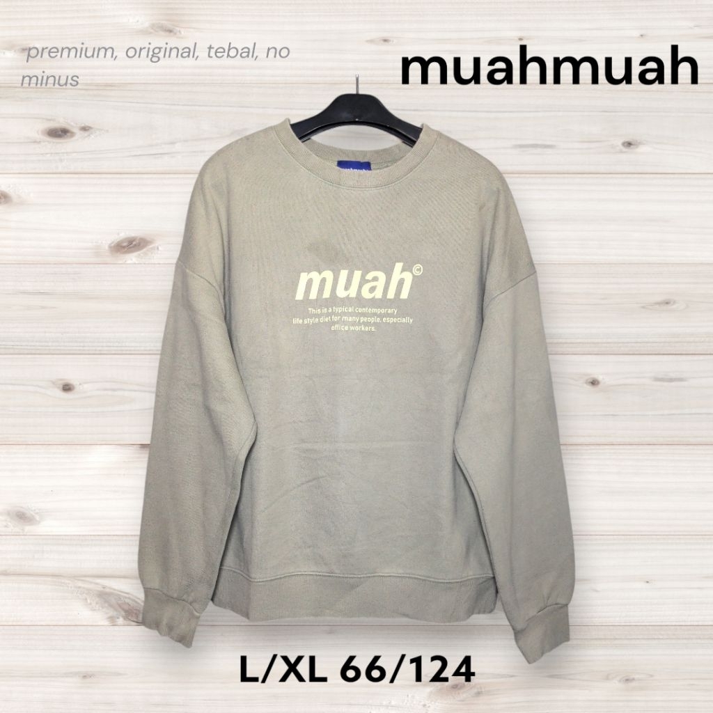 Muahmuah Crew Neck Sweater Sweatshirt Original Size L XL Nyaman Tebal Hangat