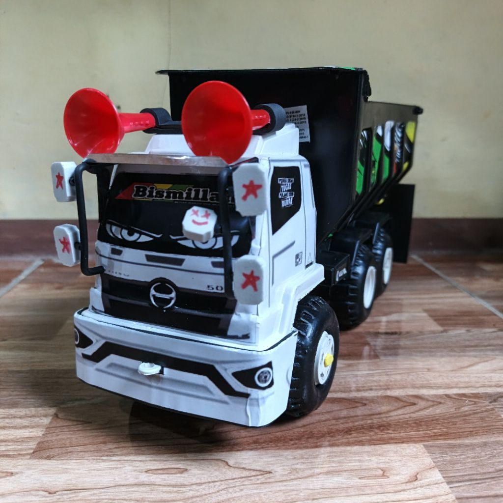 Truk Hino500 Mainan Anak Cowok/Laki-laki Uk30cm Bahan Plastik Lapis Stiker