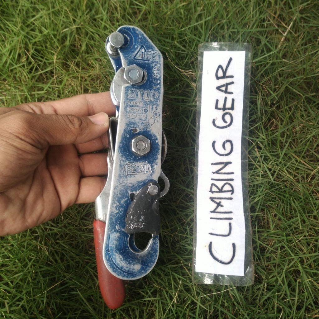 PETZL AUTOSTOP DESCENDER CAVING ROPE ACCESS CLIMBING STOP SECOND BEKAS Bukan Simple Rig ids