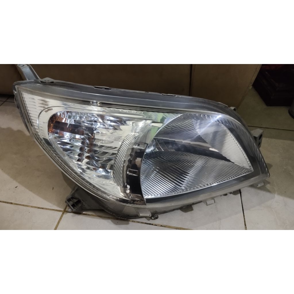 headlamp daihatsu terios 2006 2007 2008 2009