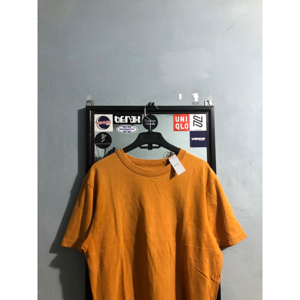 Tshirt UNIQLO