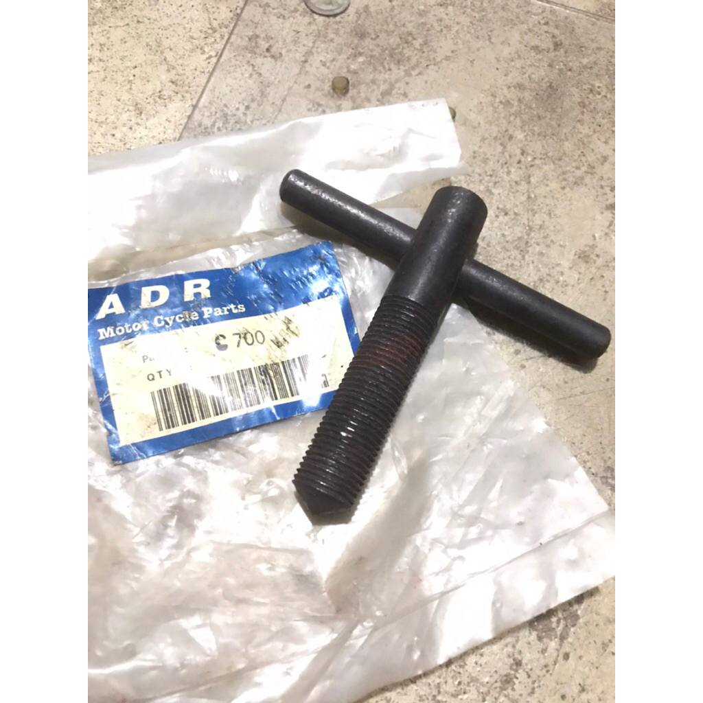 Tracker Treker Magnet Honda C70 C700