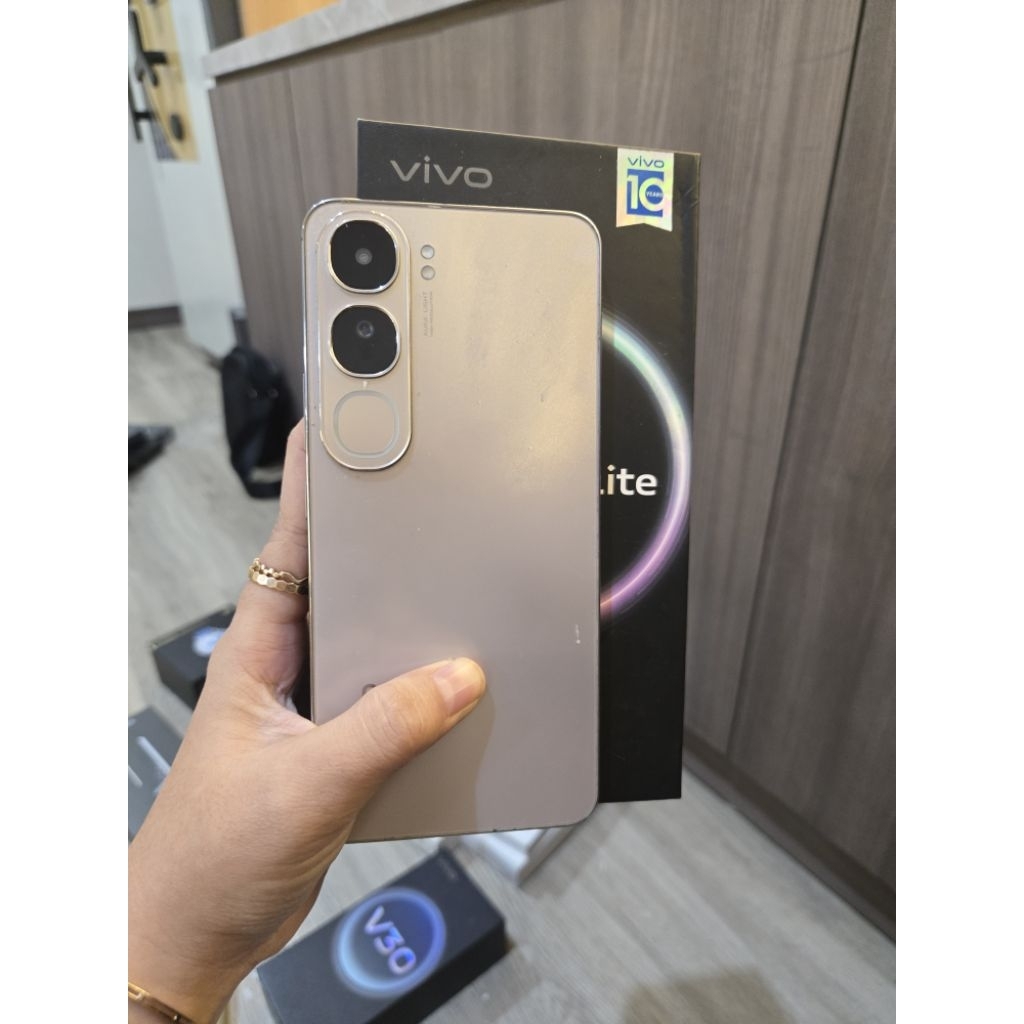 Vivo V40 Lite, 8/256, Fullset, seken