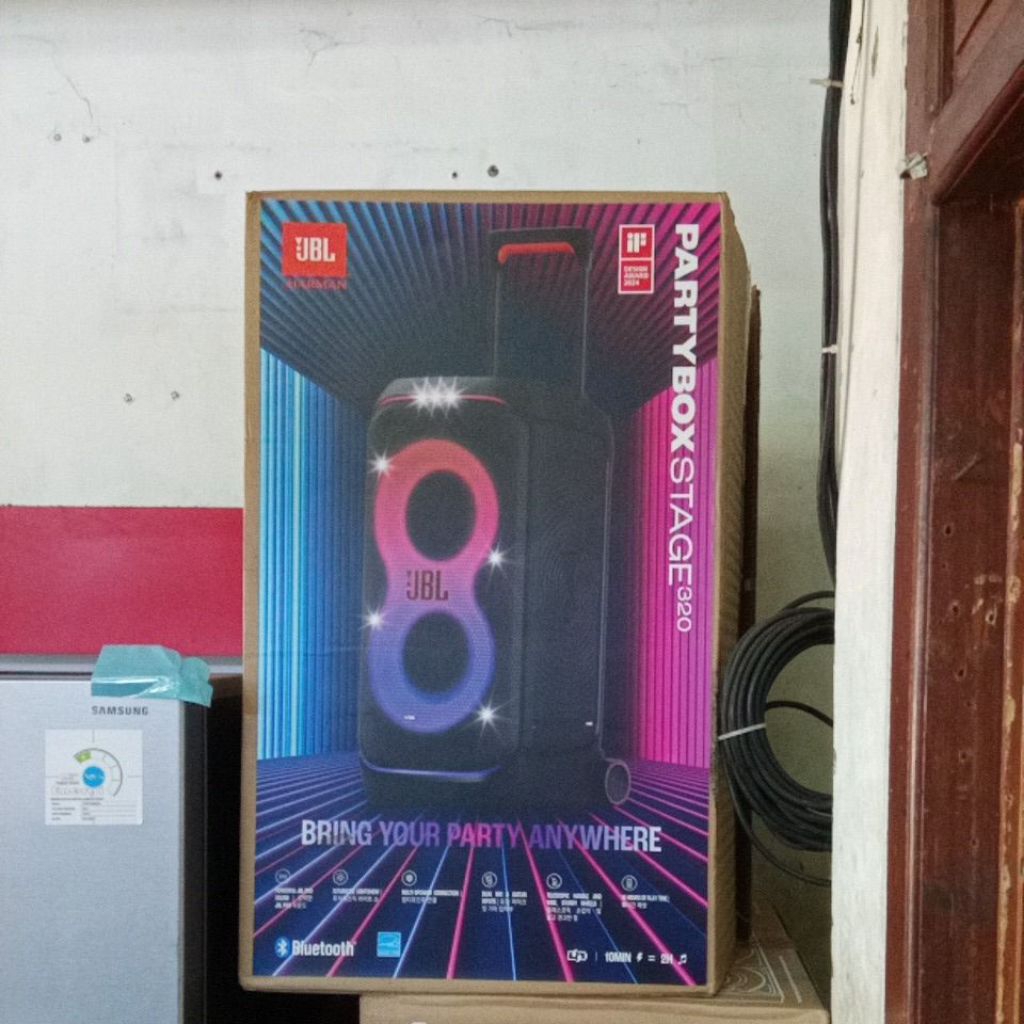Party Box JBL 320