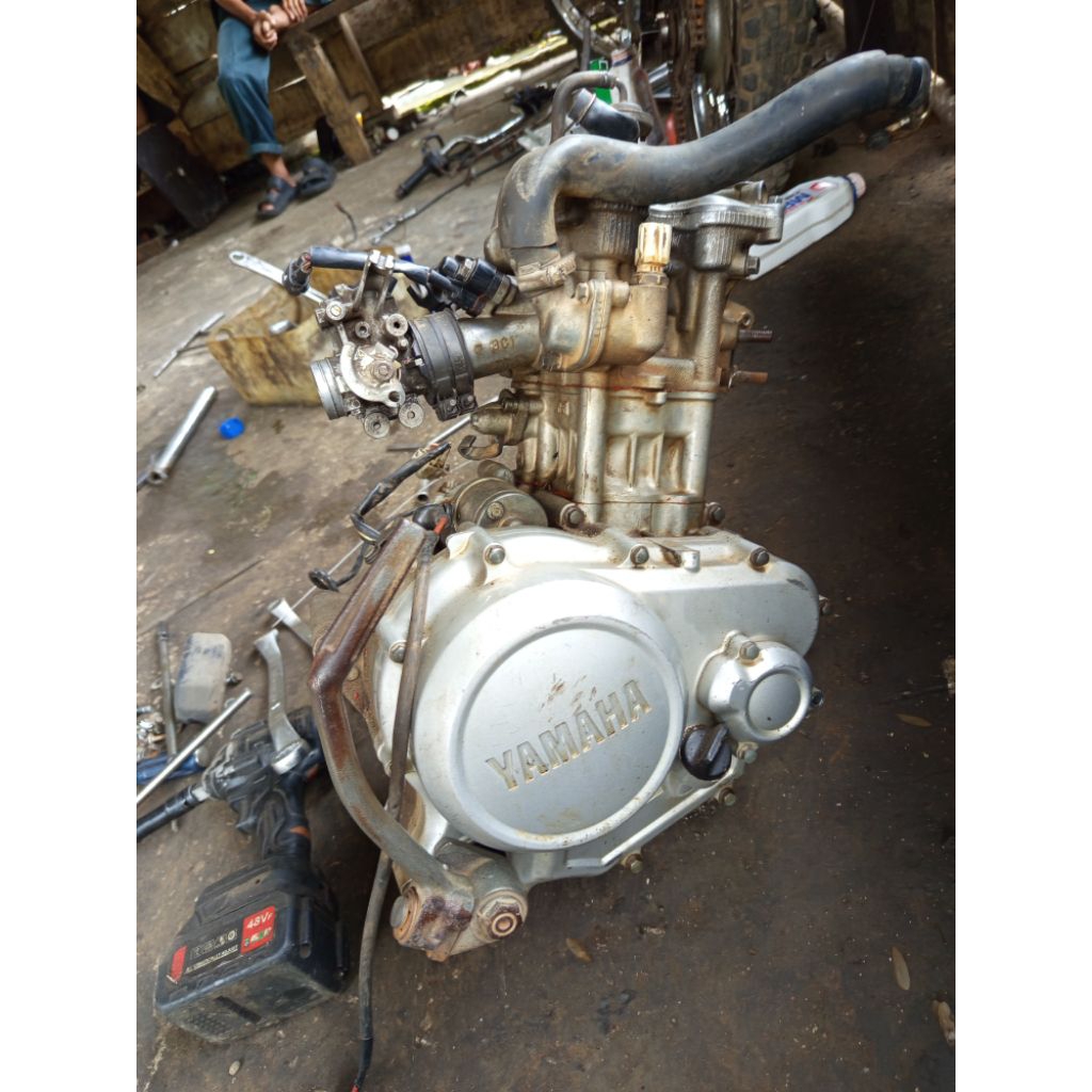 mesin yamaha vixion new dan old  copotan
