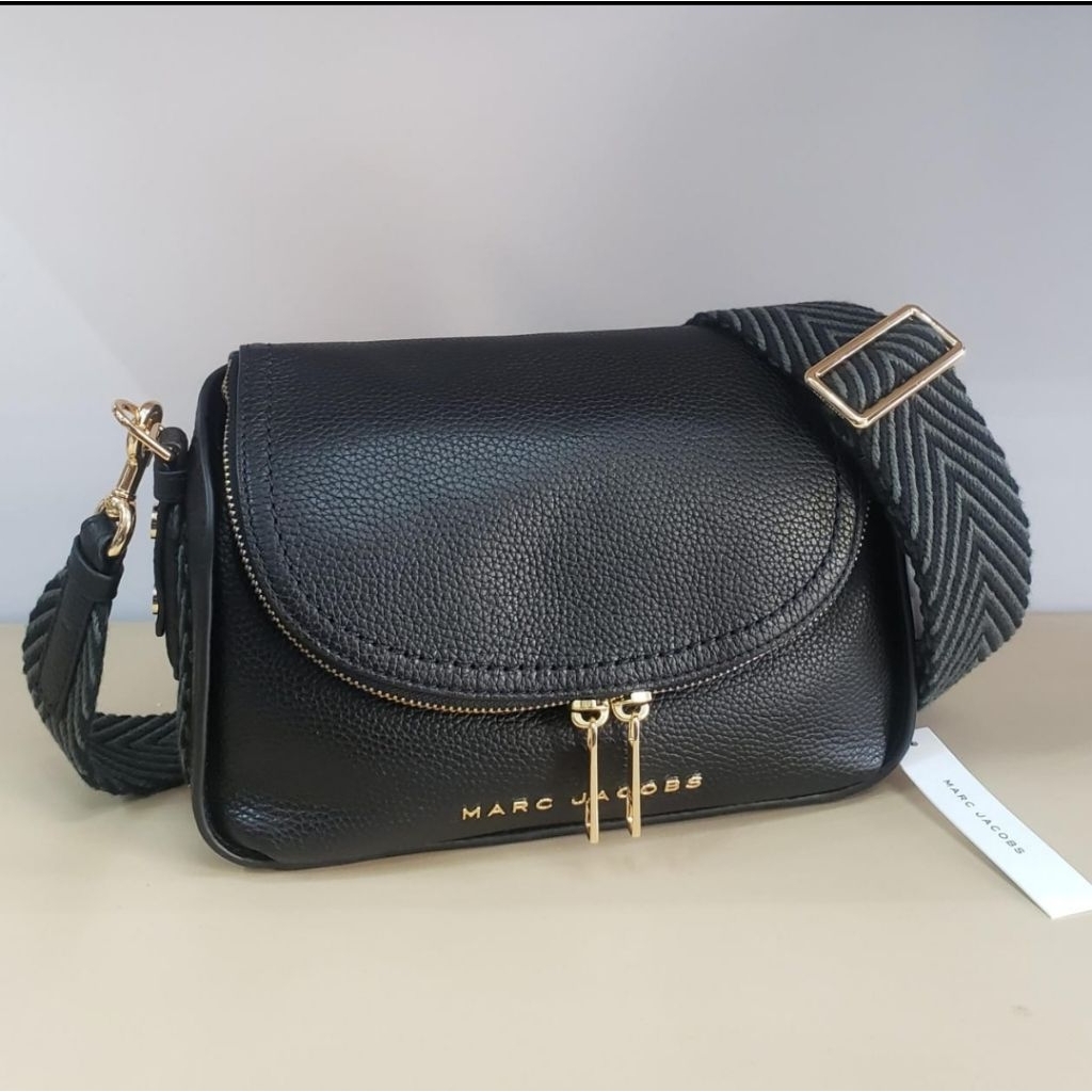 Ready MJ The Groove Leather Mini Messenger, 4S4HMS004H01 001. 23x16x8cm, Black.