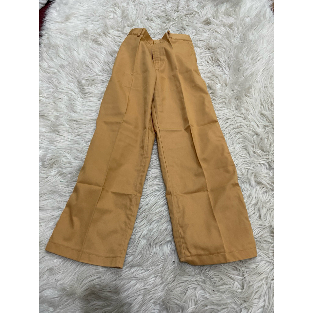 (Obral 1735) Celana panjang krem SD bahan seragam