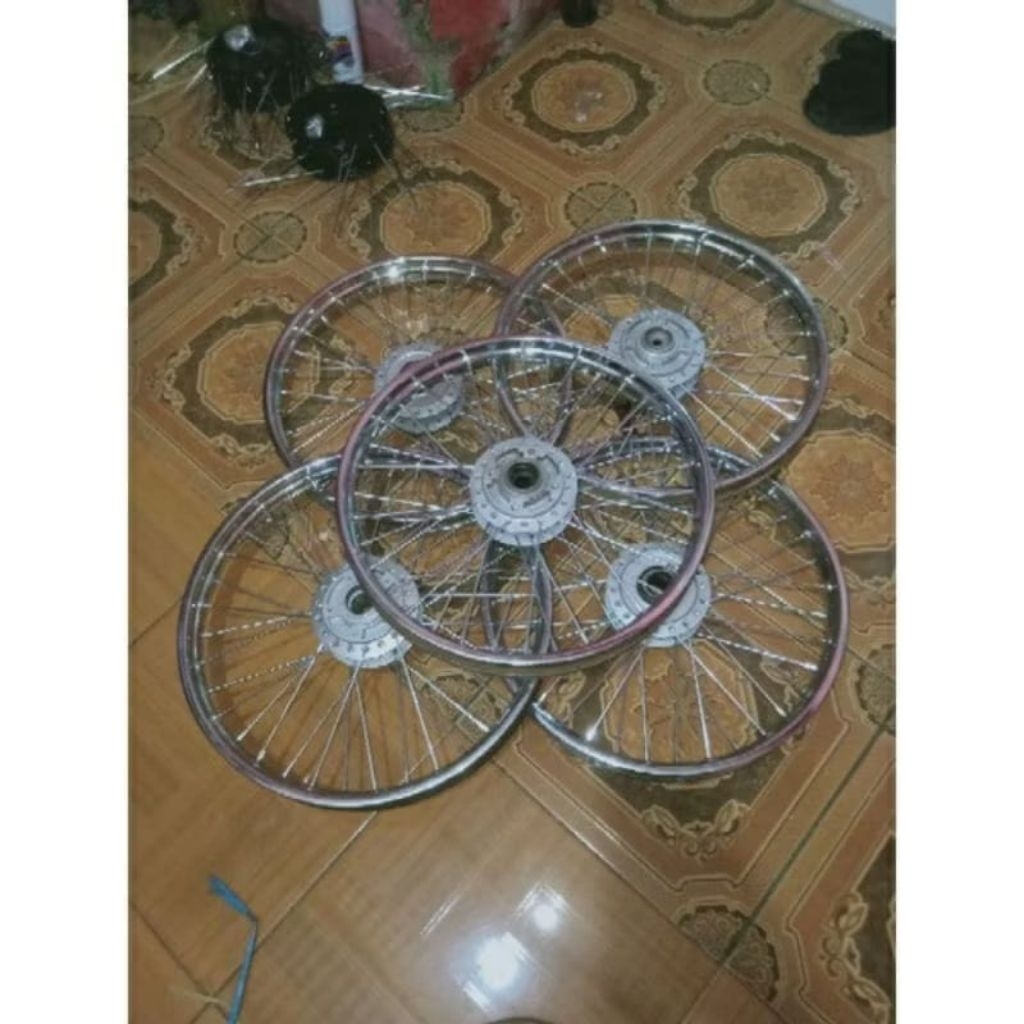velg/pelek jari jari bagian depan motor Supra x lama Supra fit new barang second copotan original