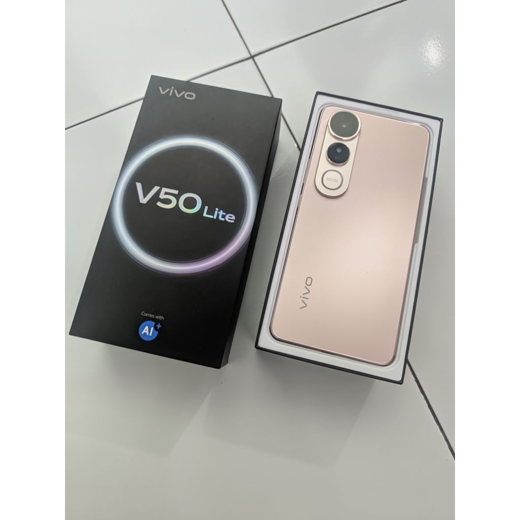 VIVO V50 LITE 8/256 SECOND LIKE NEW