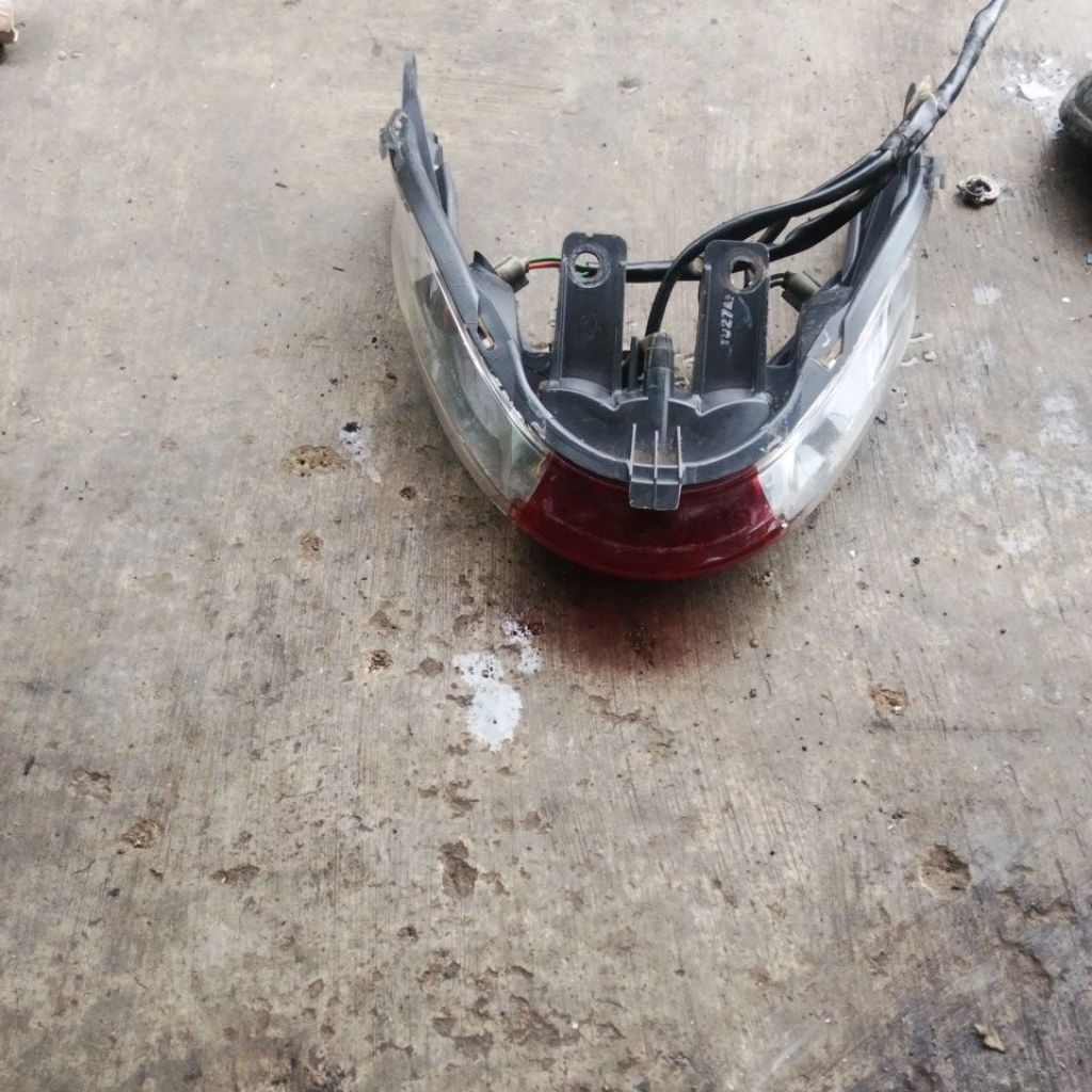reflektor lambu belakang Honda Vario 110 karbu