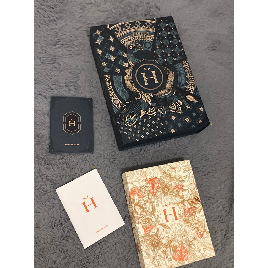 box howel & co buttonscarves