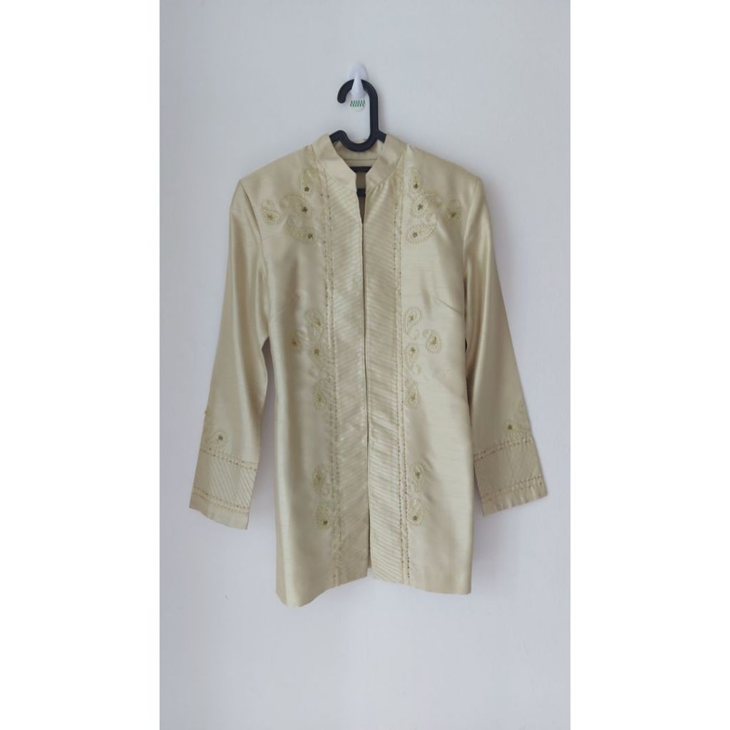 Kebaya kerah shanghai, size XS, warna hijau pupus