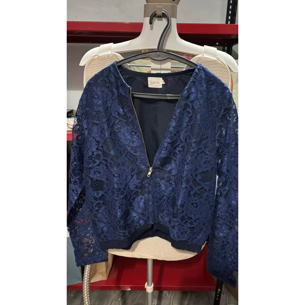 Atasan Wanita Gaudi