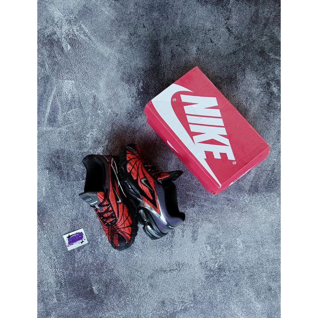 SEPATU NIKE SKEPTA MERAH