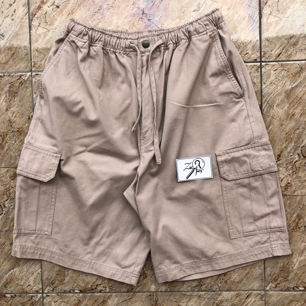 CELANA PENDEK CARGO UNIQLO TEBAL CREAM