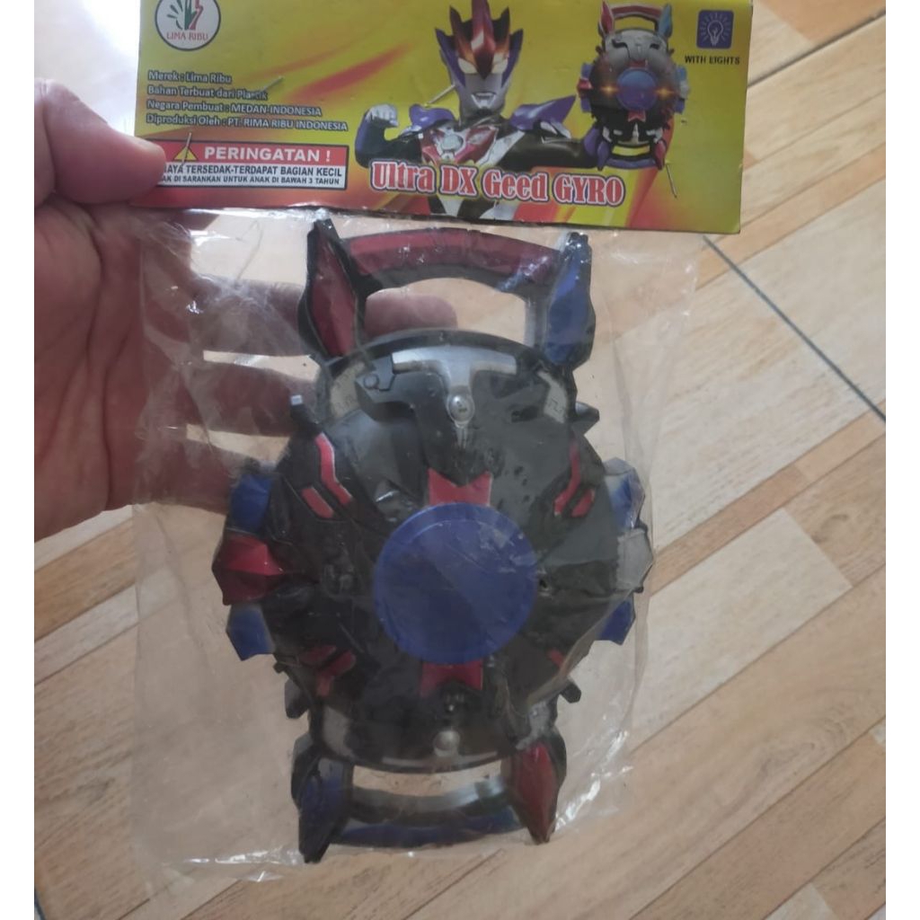 Mainan anak alat berubah Ultraman RB bisa nyala lampu dan suara keren murah harga satuan perpcs suda