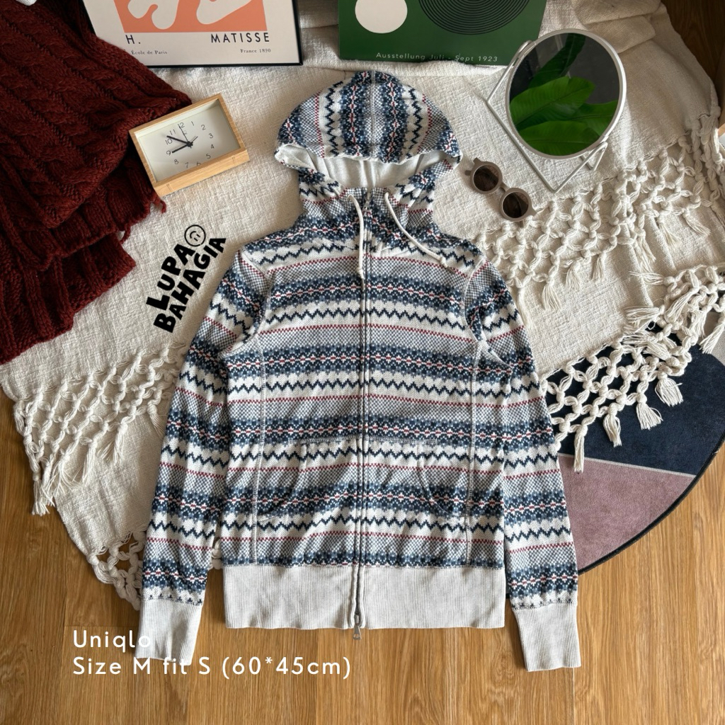UNIQLO Navajo Zipper Hoodie Jaket size M fit S Kecil • 100% Original