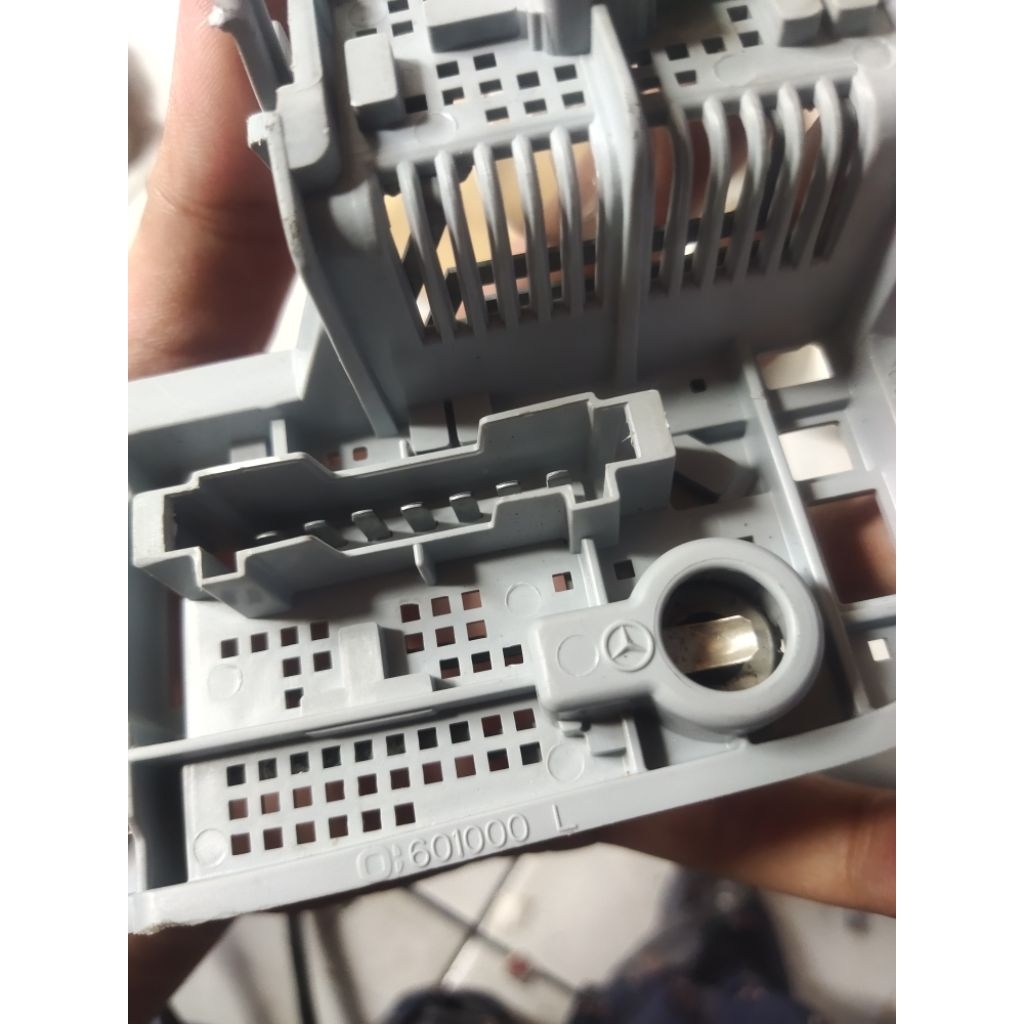 socket soket stoplamp mercedes benz w204 C clas c200 facelift