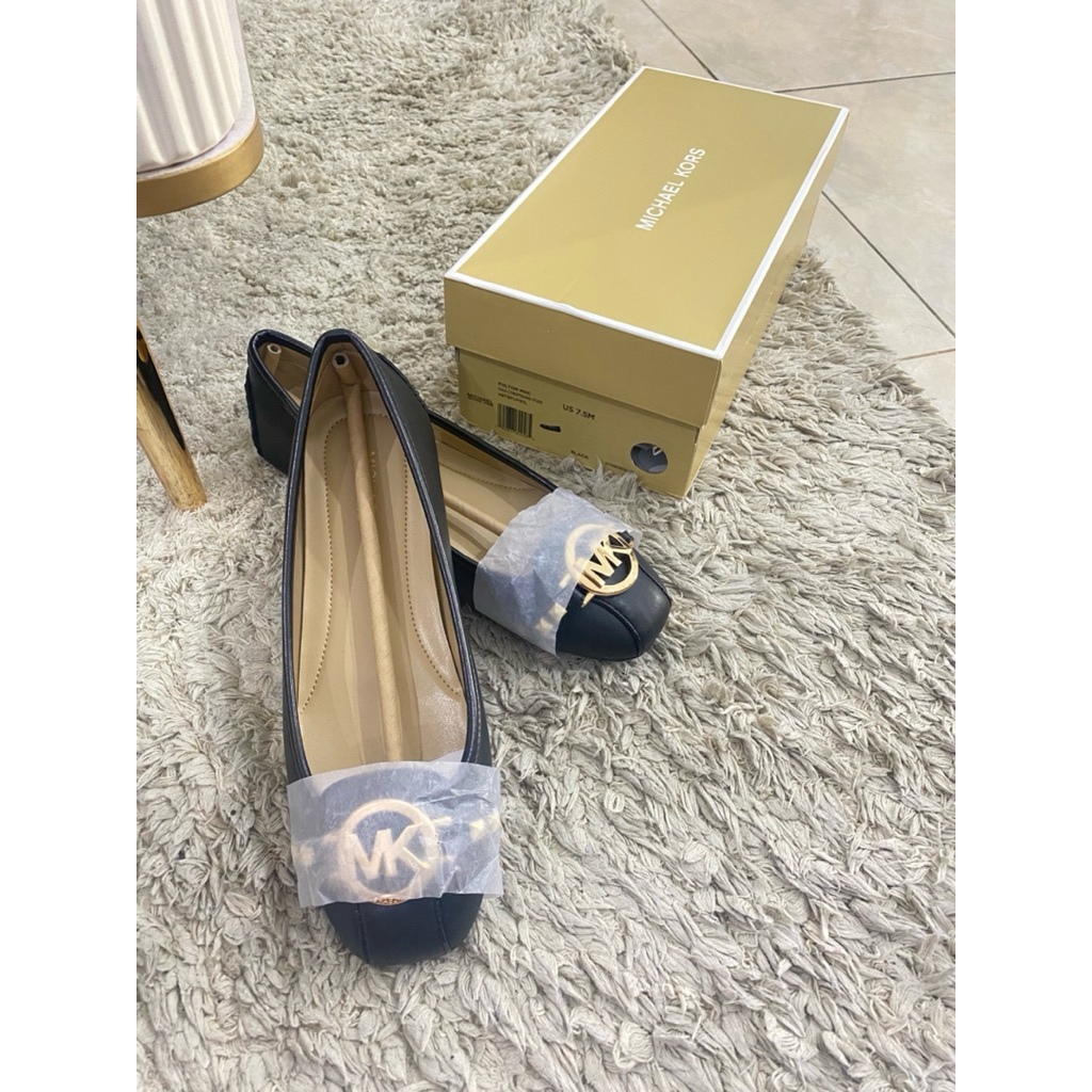 Sepatu MK Fulton moc original