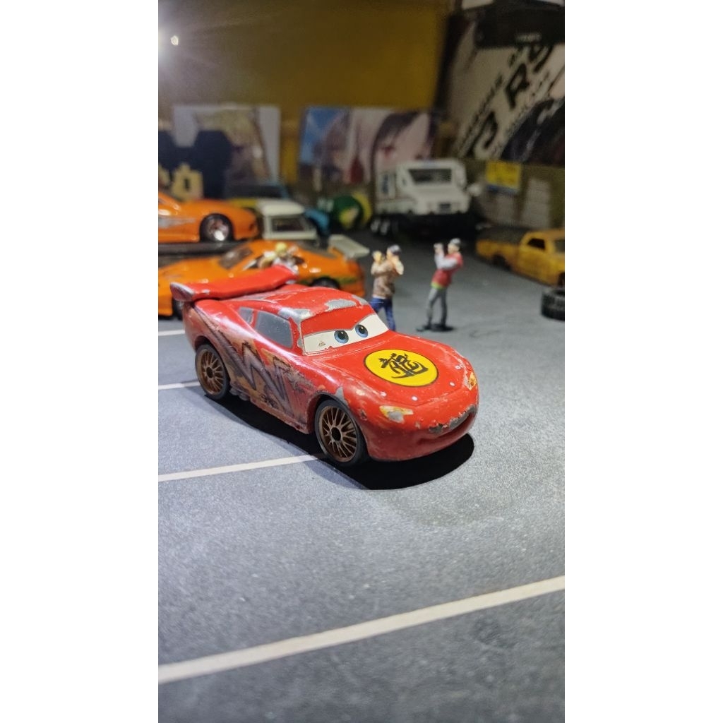 Tomica Disney Pixar Cars Lightning McQueen
