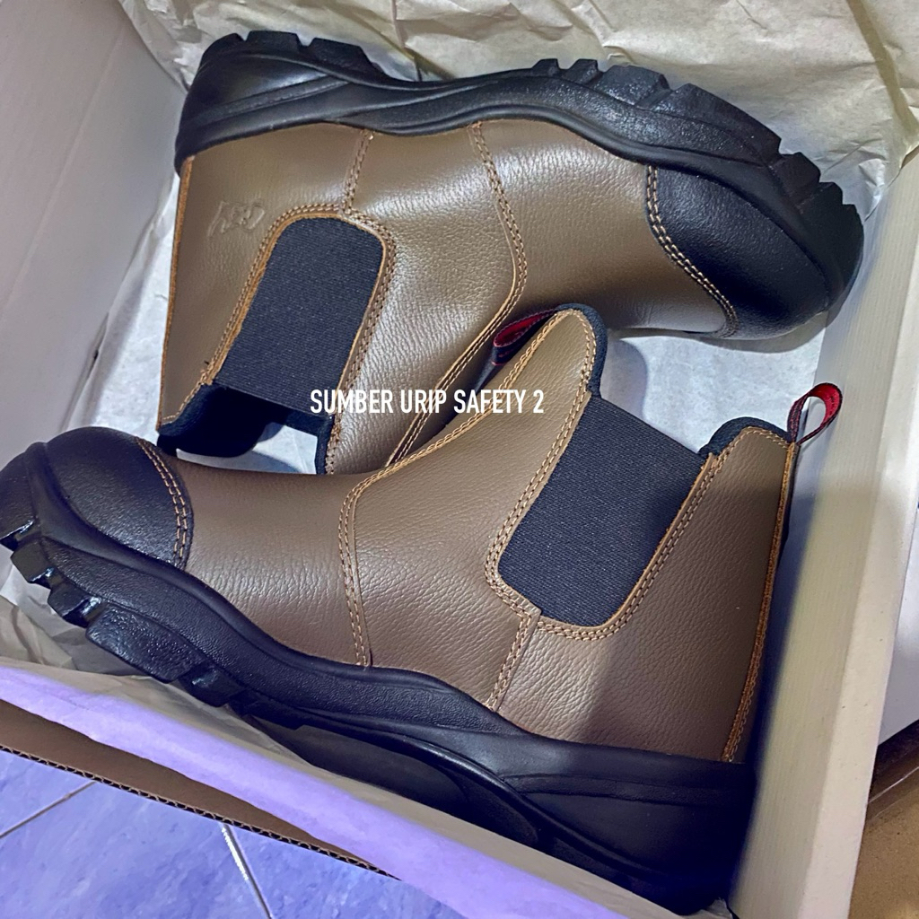Sepatu Safety BLACKRHINO BRGENESIS 0601 S1P Shoes BROWN