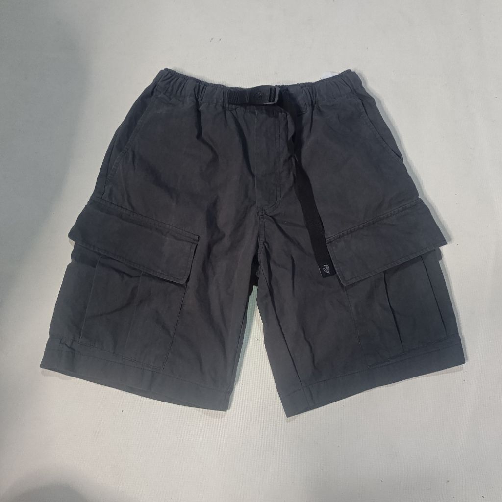 Celana pendek utility brand Eddie bauer size 28-33