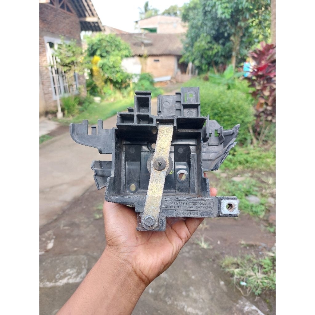 Box Aki Wadah Aki Honda Verza Original