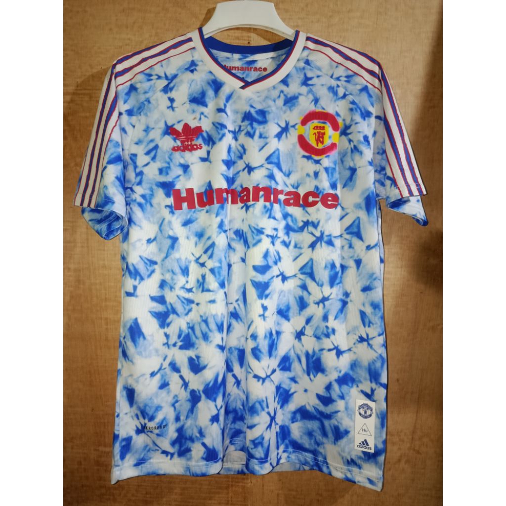 MANCHESTER UNITED X HUMANRACE