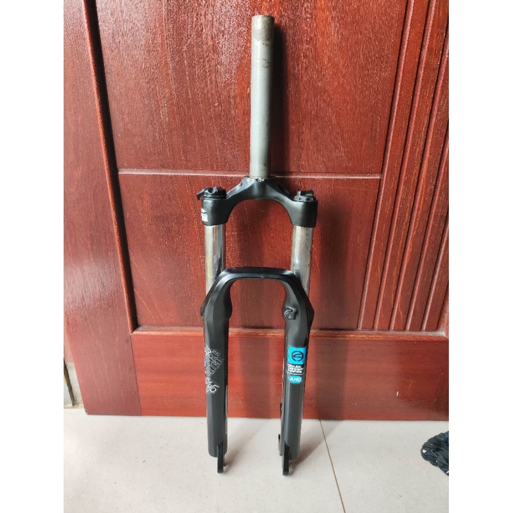 Fork mtb 26 RST blaze travel 100 lepasan sepeda commencal