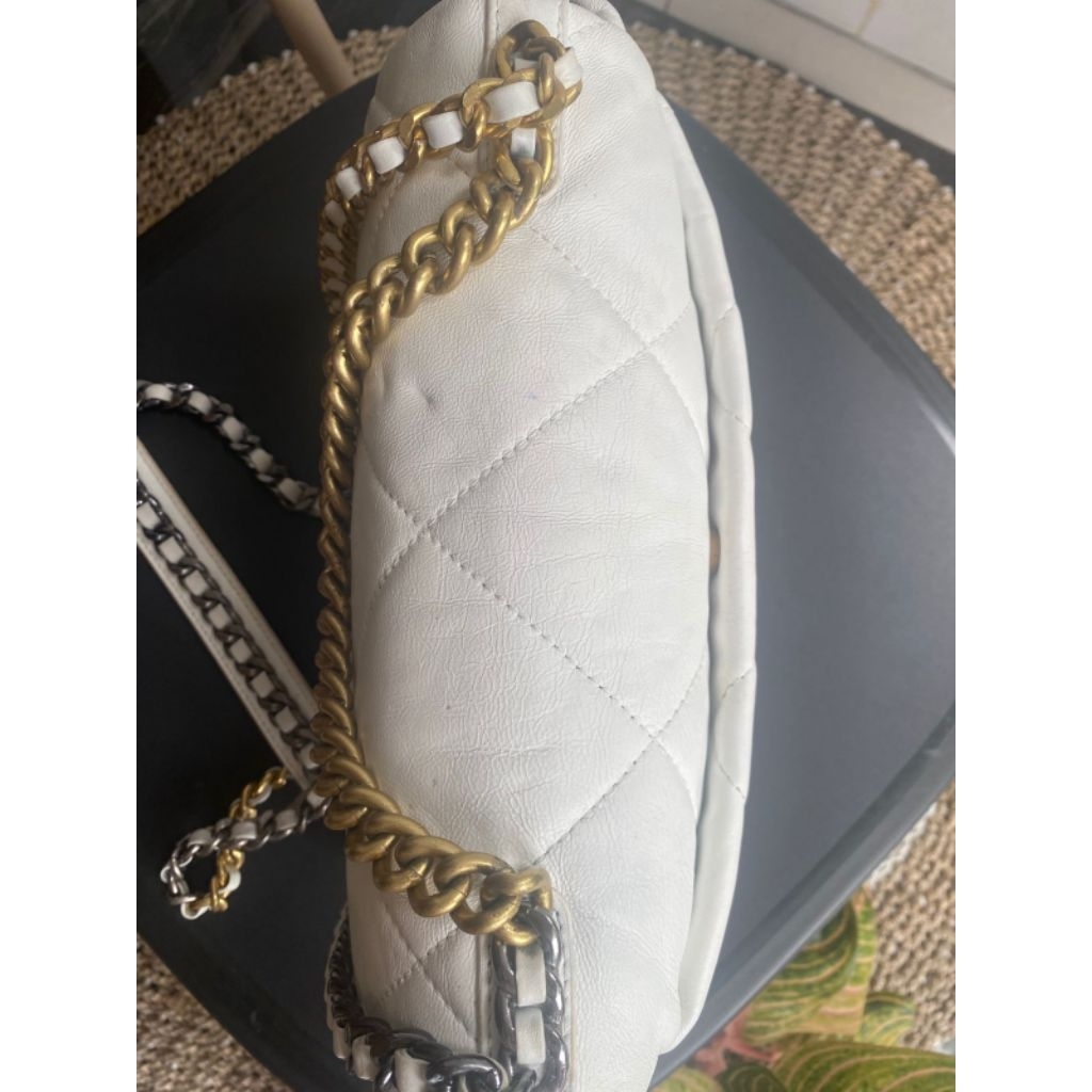 C19 Chanel Bag White