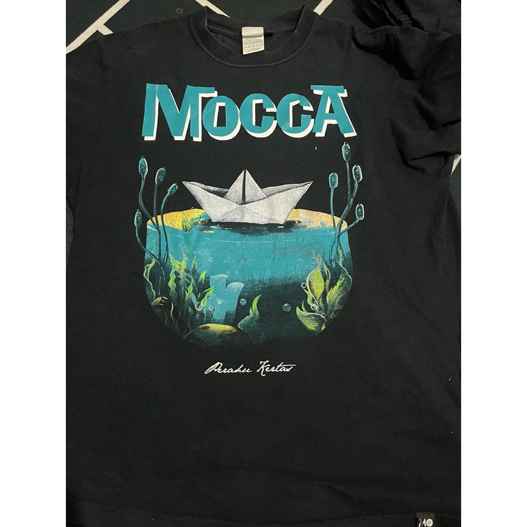 kaos band mocca artikel perahu kertas