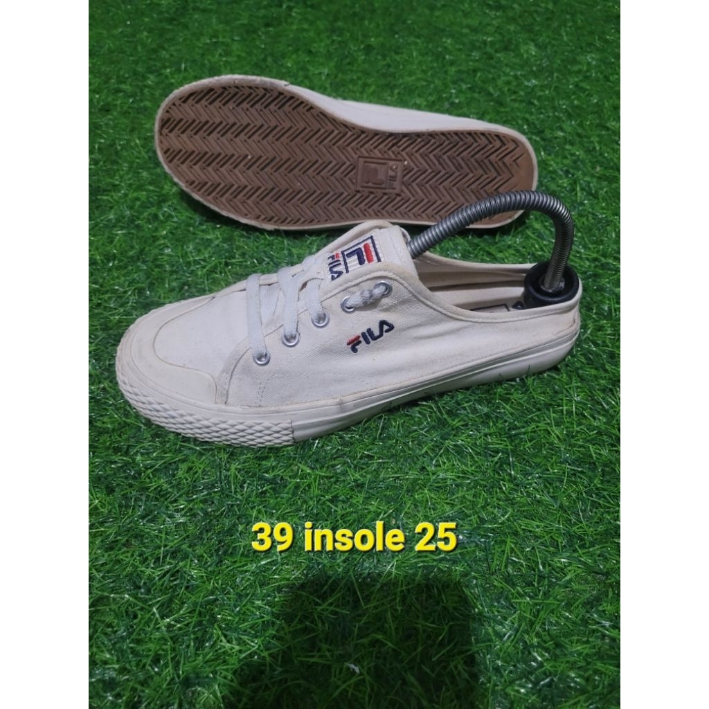 sepatu sandal s39 fila mule