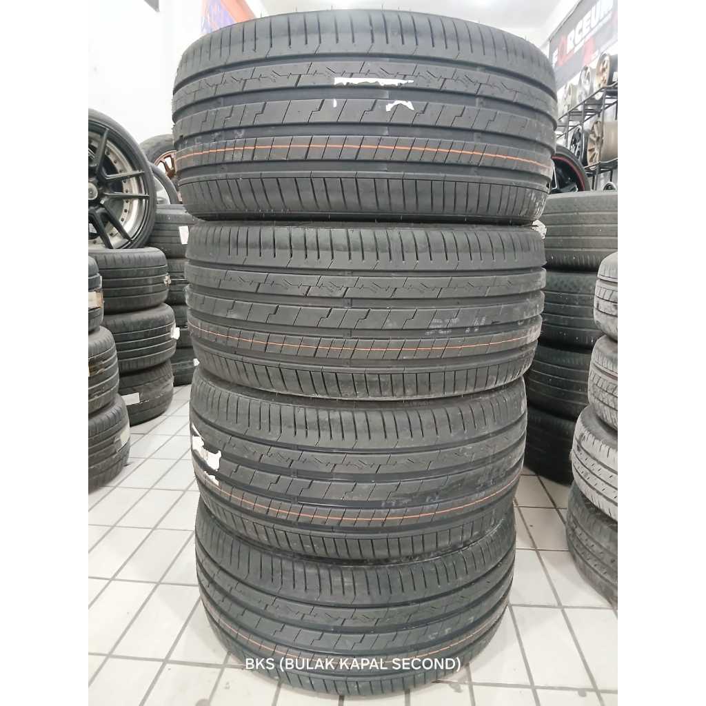 BAN MOBIL BEKAS SECOND BERKUALITAS RING 19 ACCELERA IOTA EVT 235 35 R19