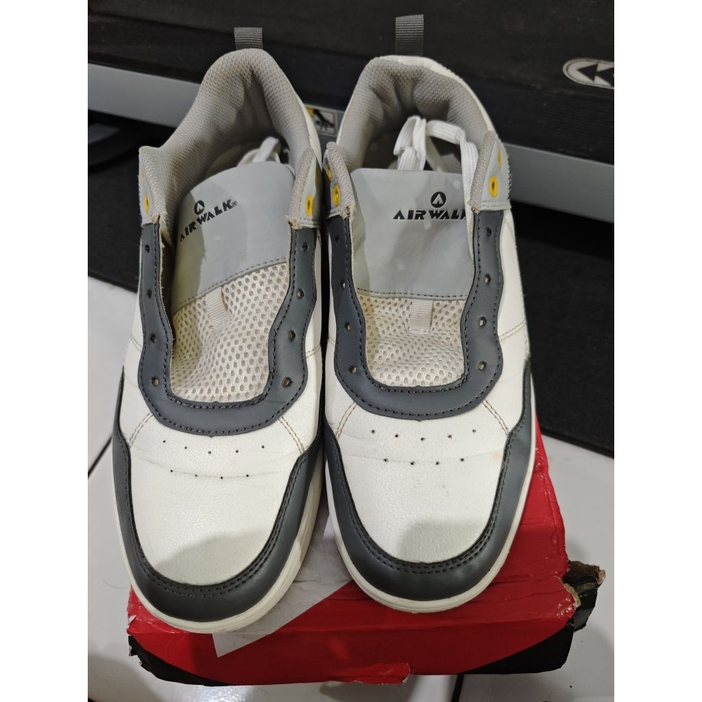 Sepatu Airwalk Ariko Putih Abu Size 44