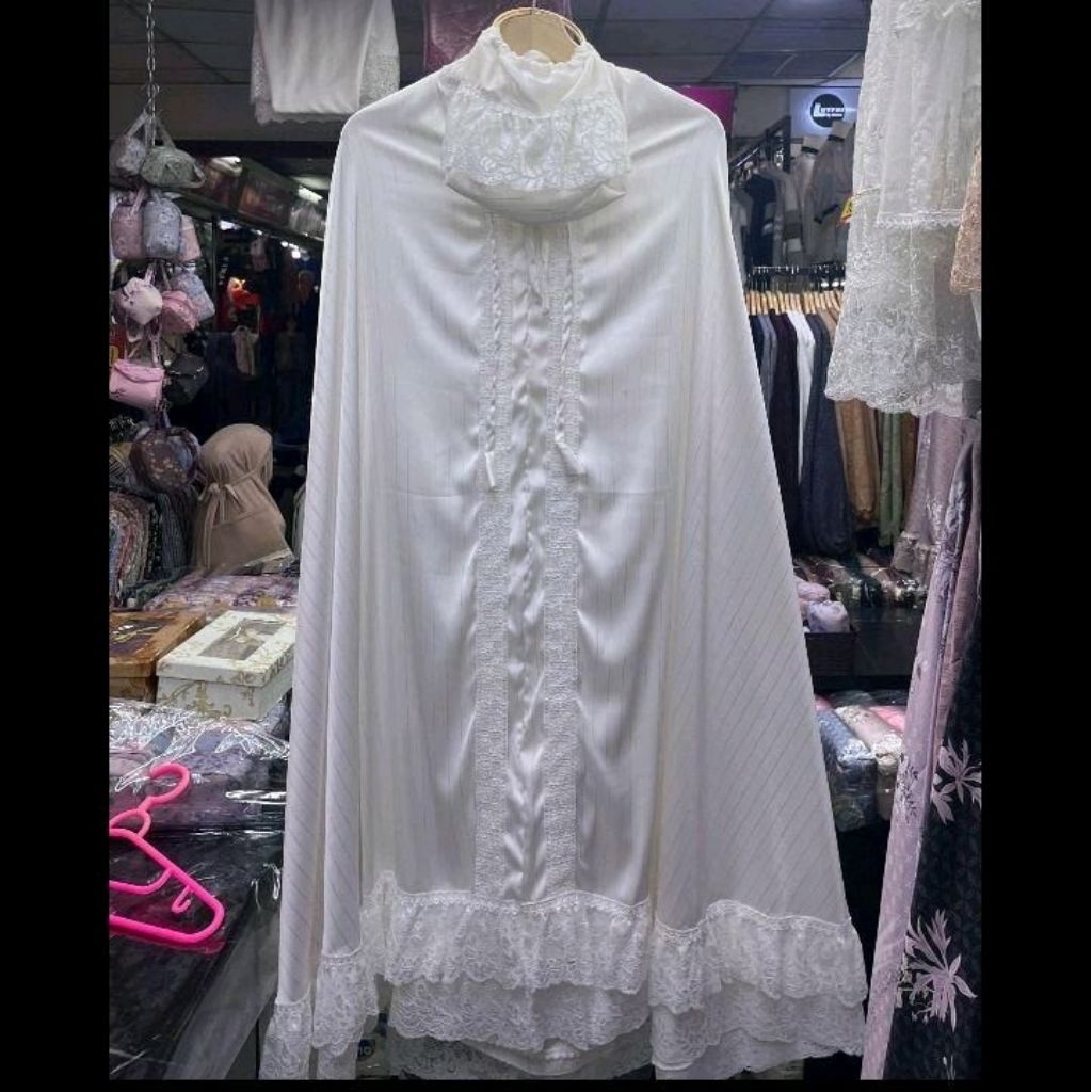 mukenah mewah dan elegan/mukenah zivana sutra metalic ori/mukenahnew/sutra ori putih
