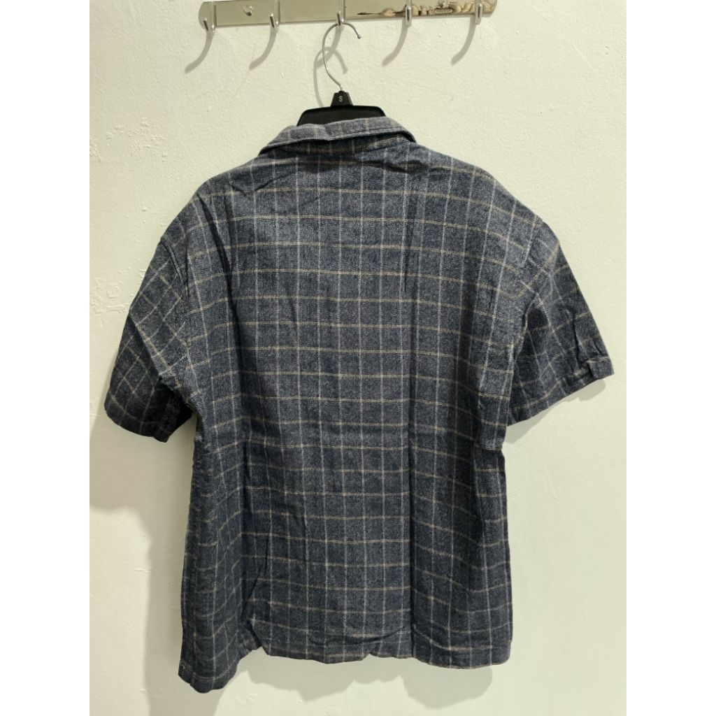 Kemeja Tenue de Attire