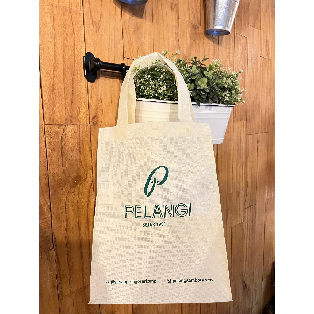 TAS SPUNBOND BESAR (PELANGI)