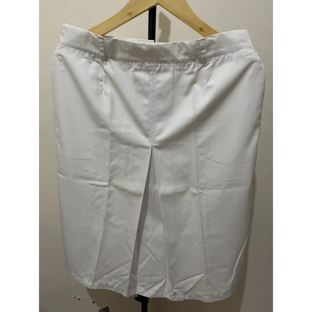 ROK PUTIH SEKOLAH PRELOVED