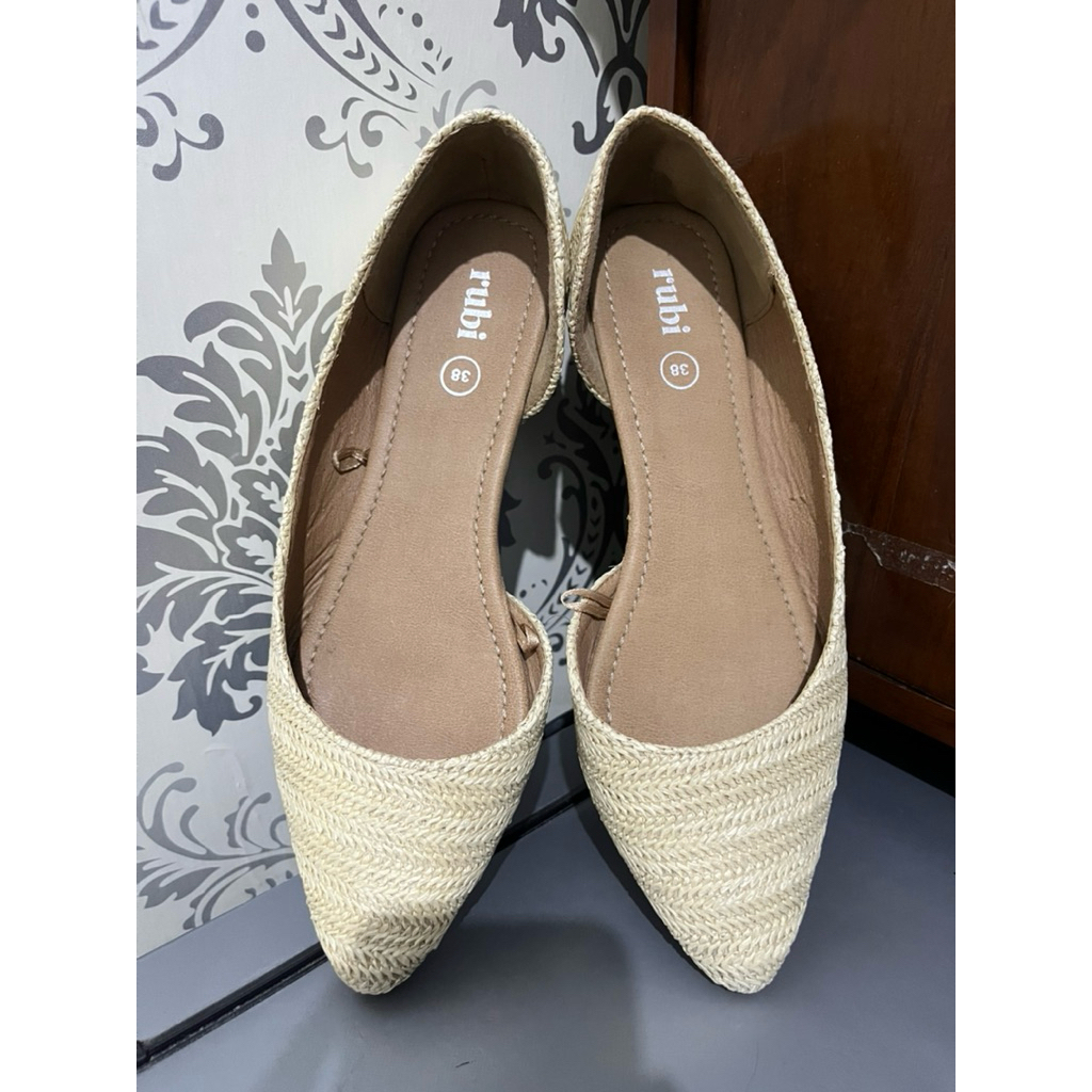 Preloved Flatshoes Rubi