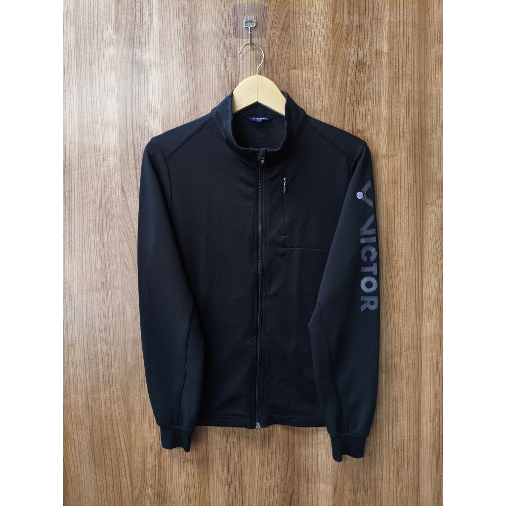 Preloved tracktop badminton victor (M)