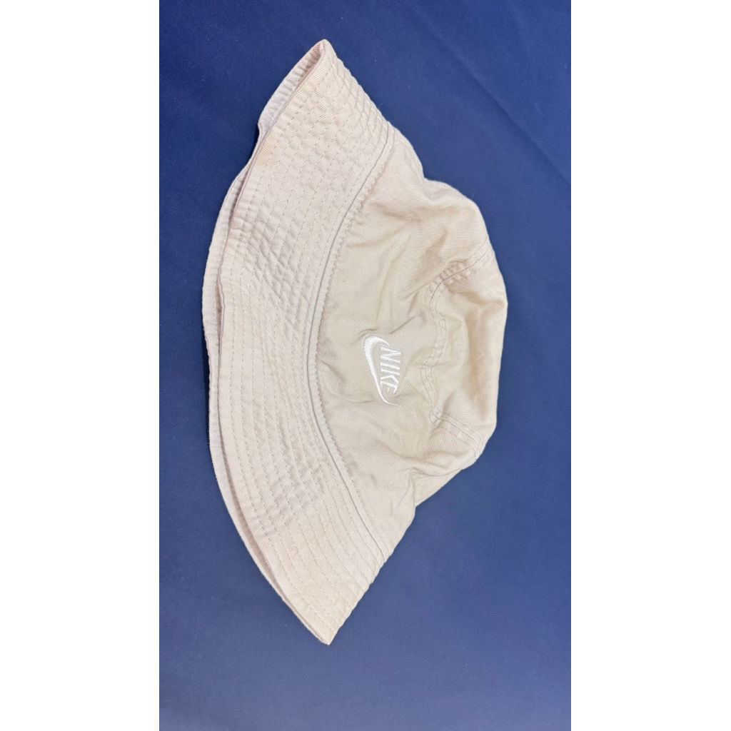 Nike Sportswear Bucket Hat (preloved)