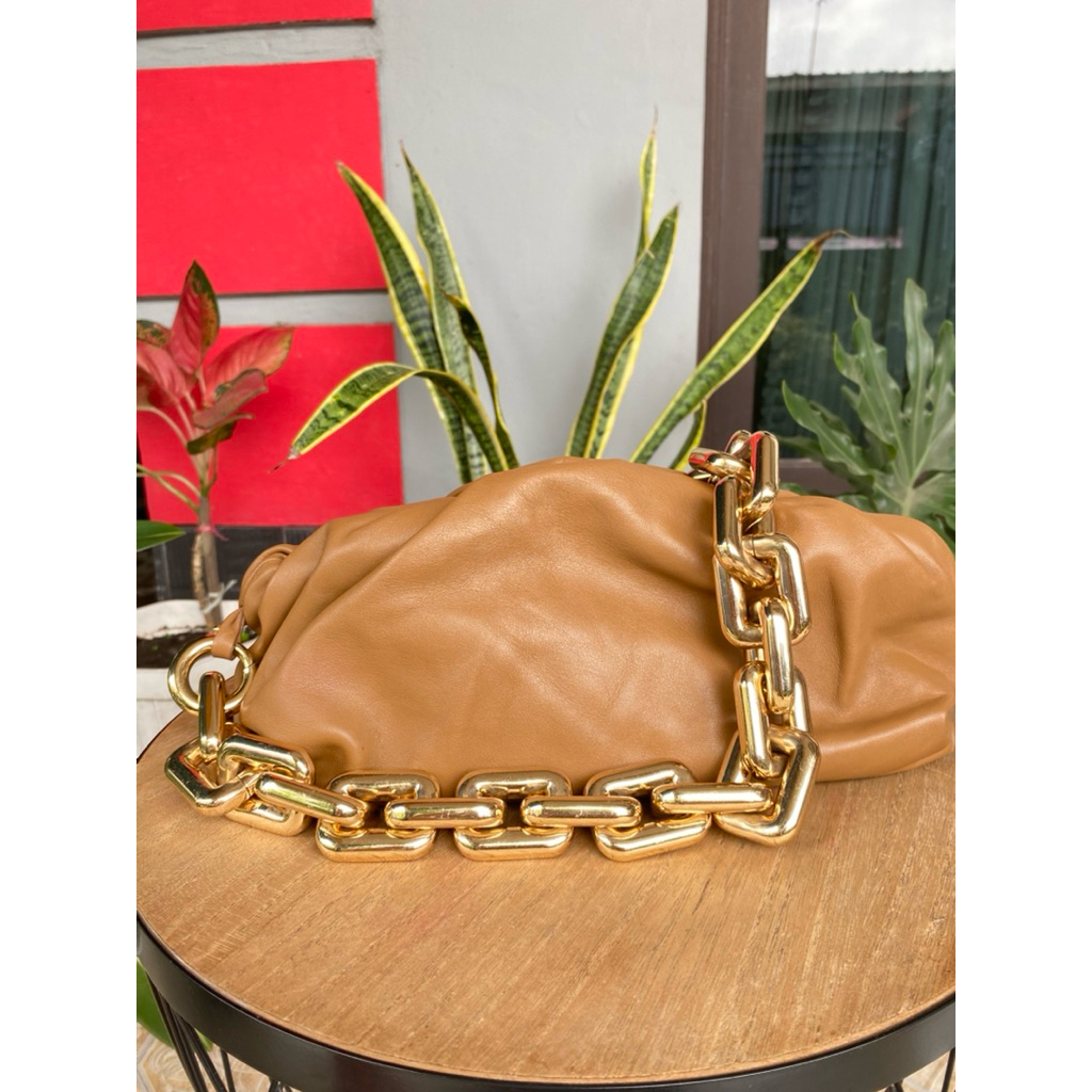 Tas coklat cantik rantai besar