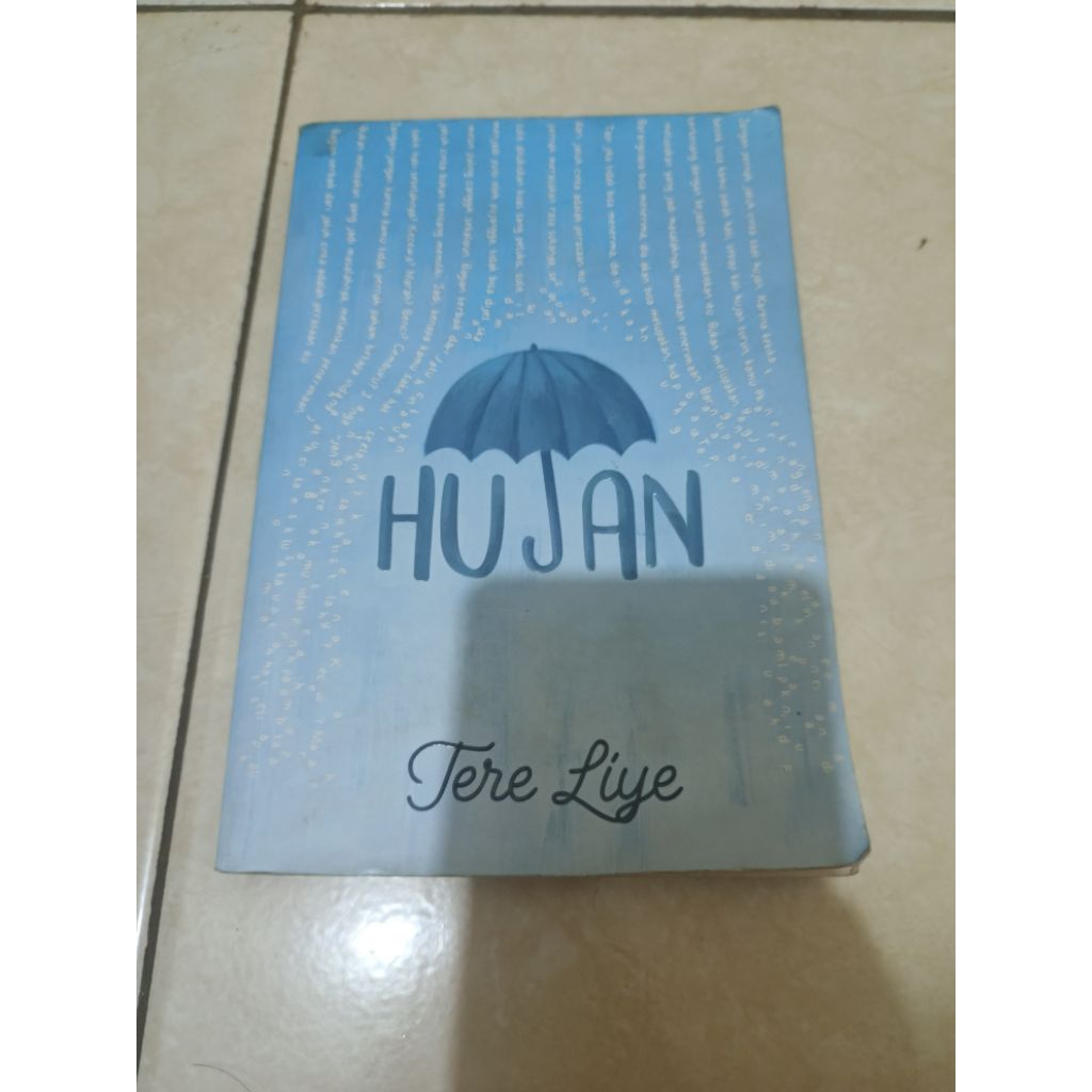 Buku Preloved Tere Liye : Hujan