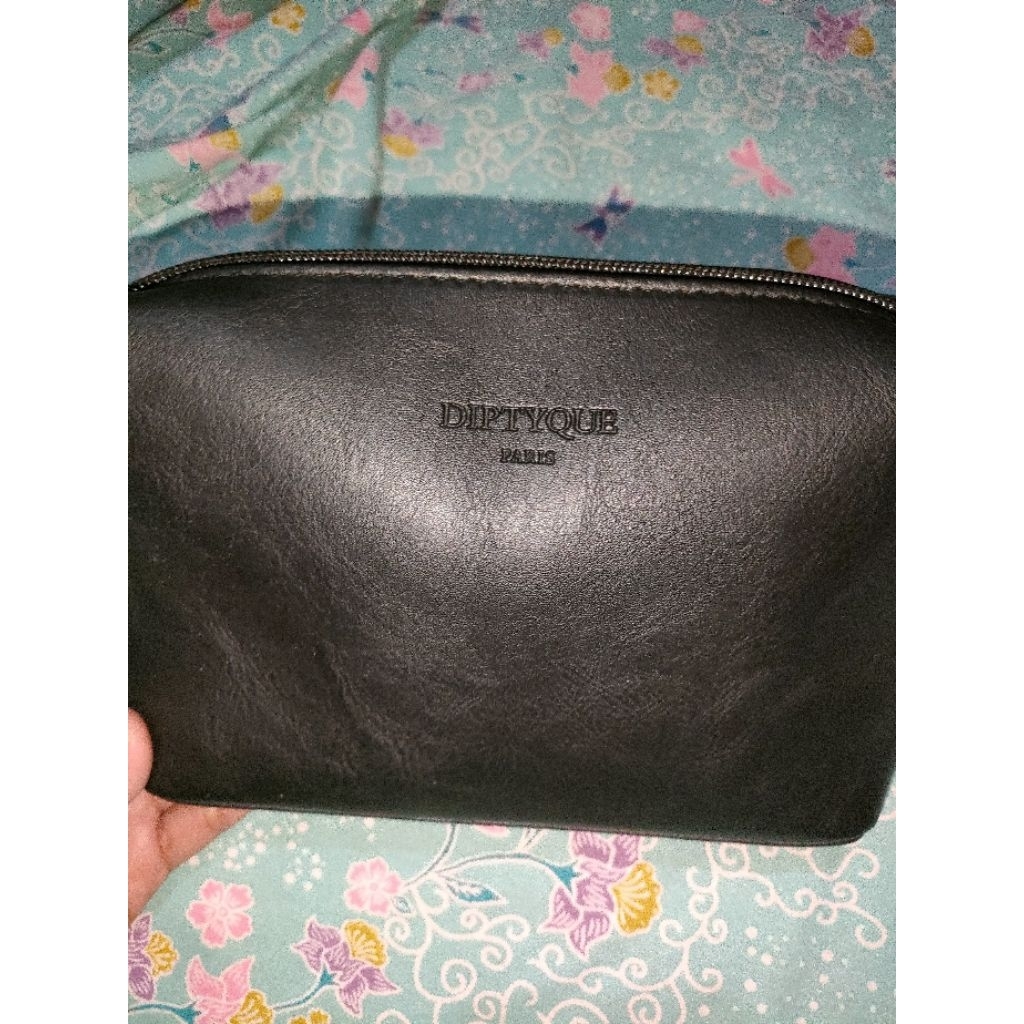 Preloved Pouch DIPTYQUE ORI Qatar Airways