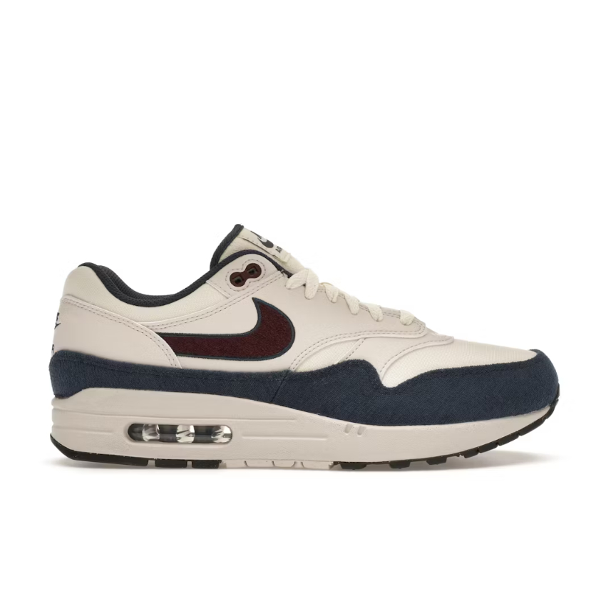 Sepatu Sneaker Pria Nike Air Max 1 FN6952-103