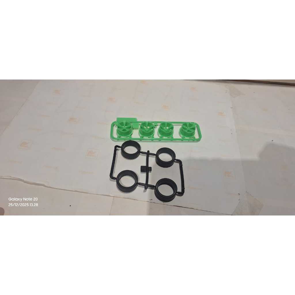 Velg + Ban Loose kit Magnum Saber Premium original tamiya