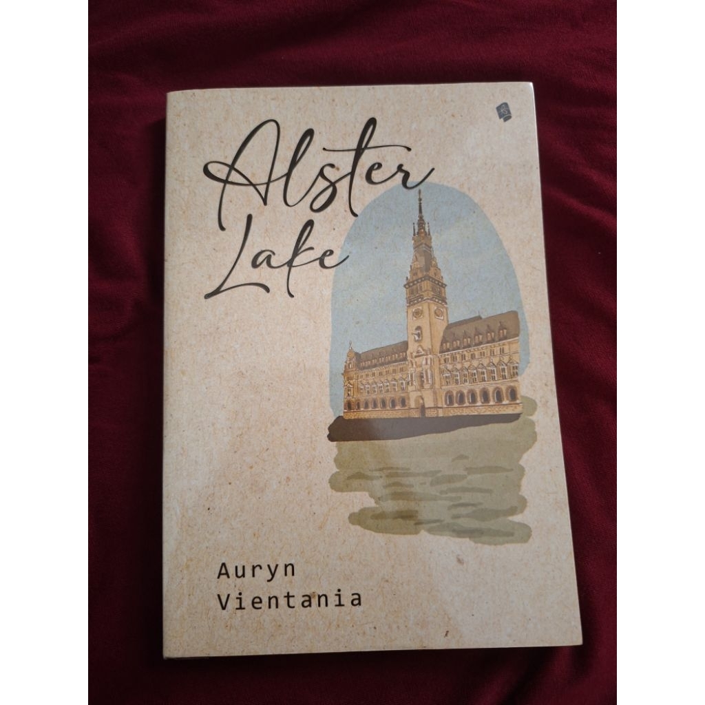 Novel Alster Lake karya Auryn Vientania (preloved)