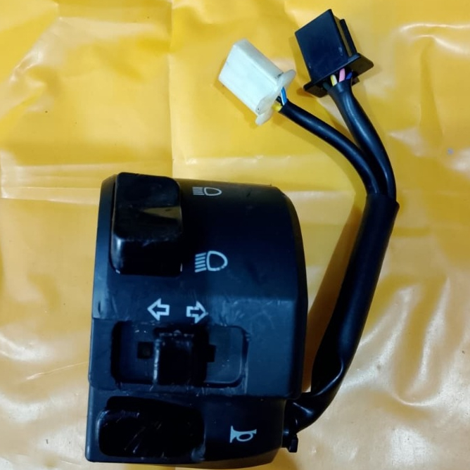 SWITCH HANDLE KIRI HOLDER KIRI LEXI NMAX ORIGINAL