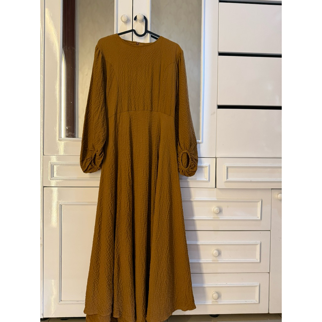 preloved inayah dress by gonegani